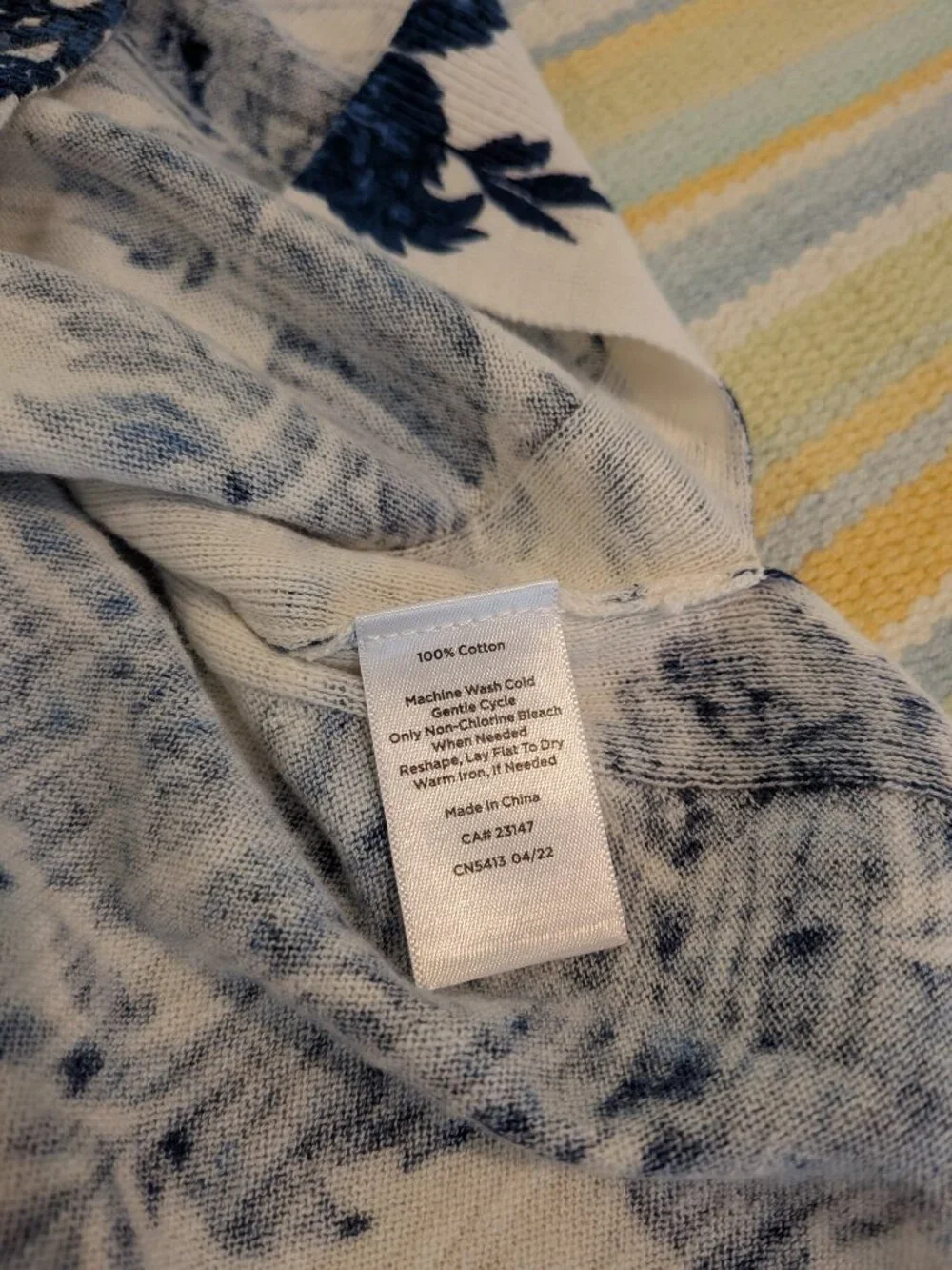 💙 NEW NWT Talbots Decorative Floral Vneck Sweater XS